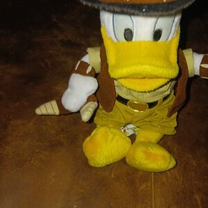 Walt Disney World  Donald Duck Australian Flag Plush Stuffed Animal with Tag